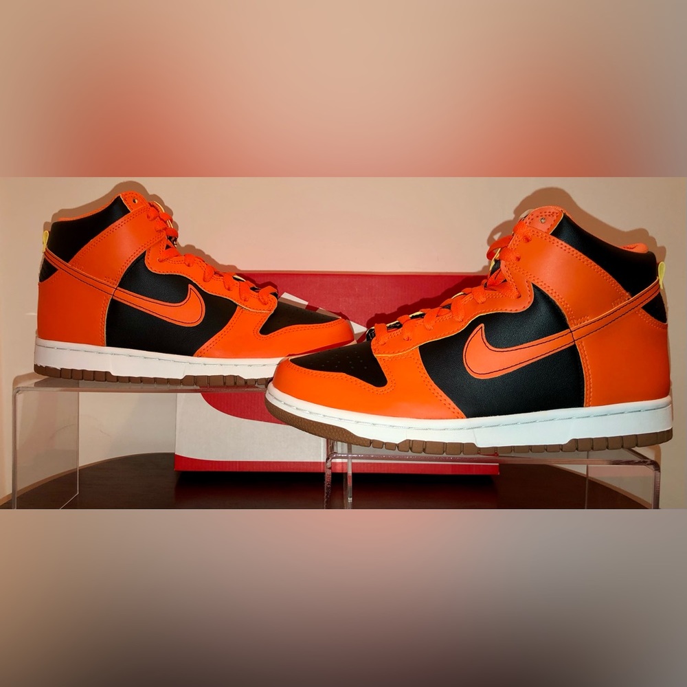 NIKE DUNK HIGH “HALLOWEEN PUMPKIN” BRAND NEW GRADE SCHOOL SIZE 7Y